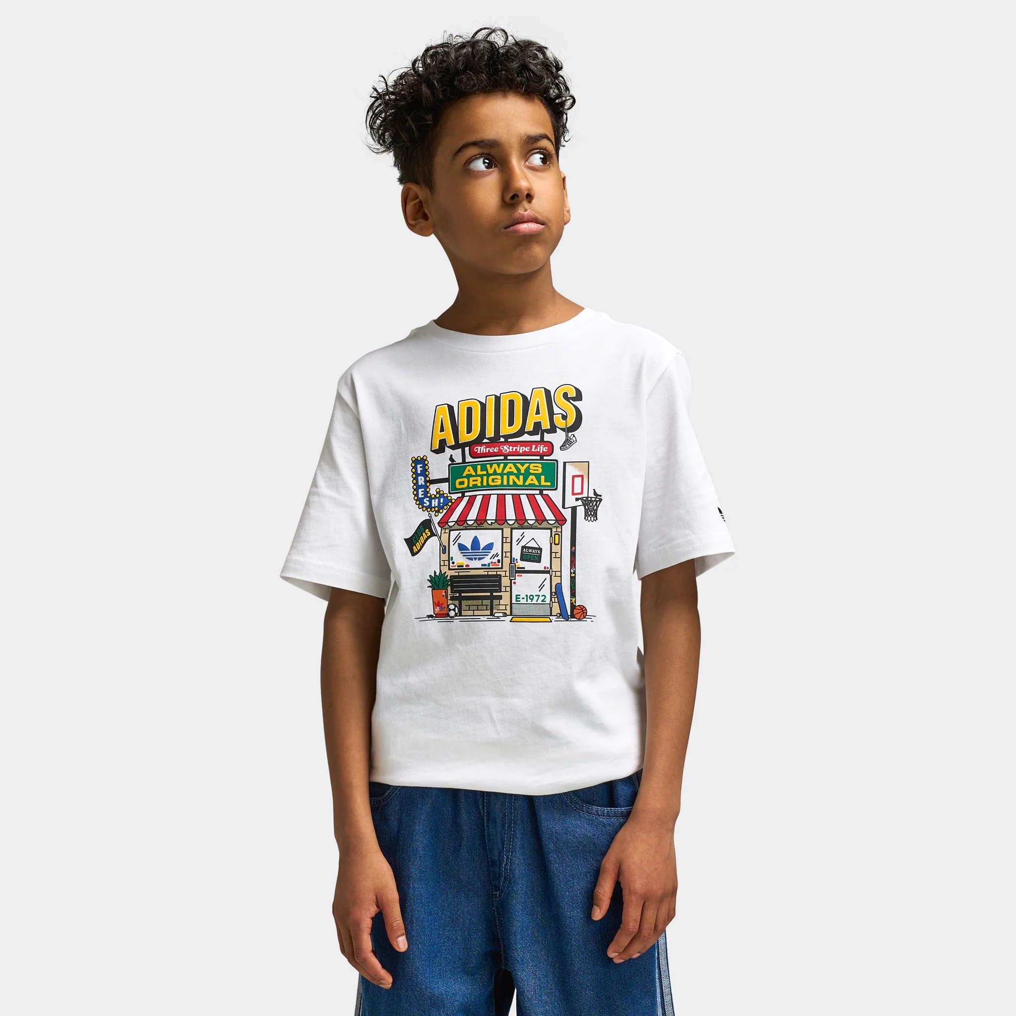 adidas Juniors' Shoe Bodega Tee / White