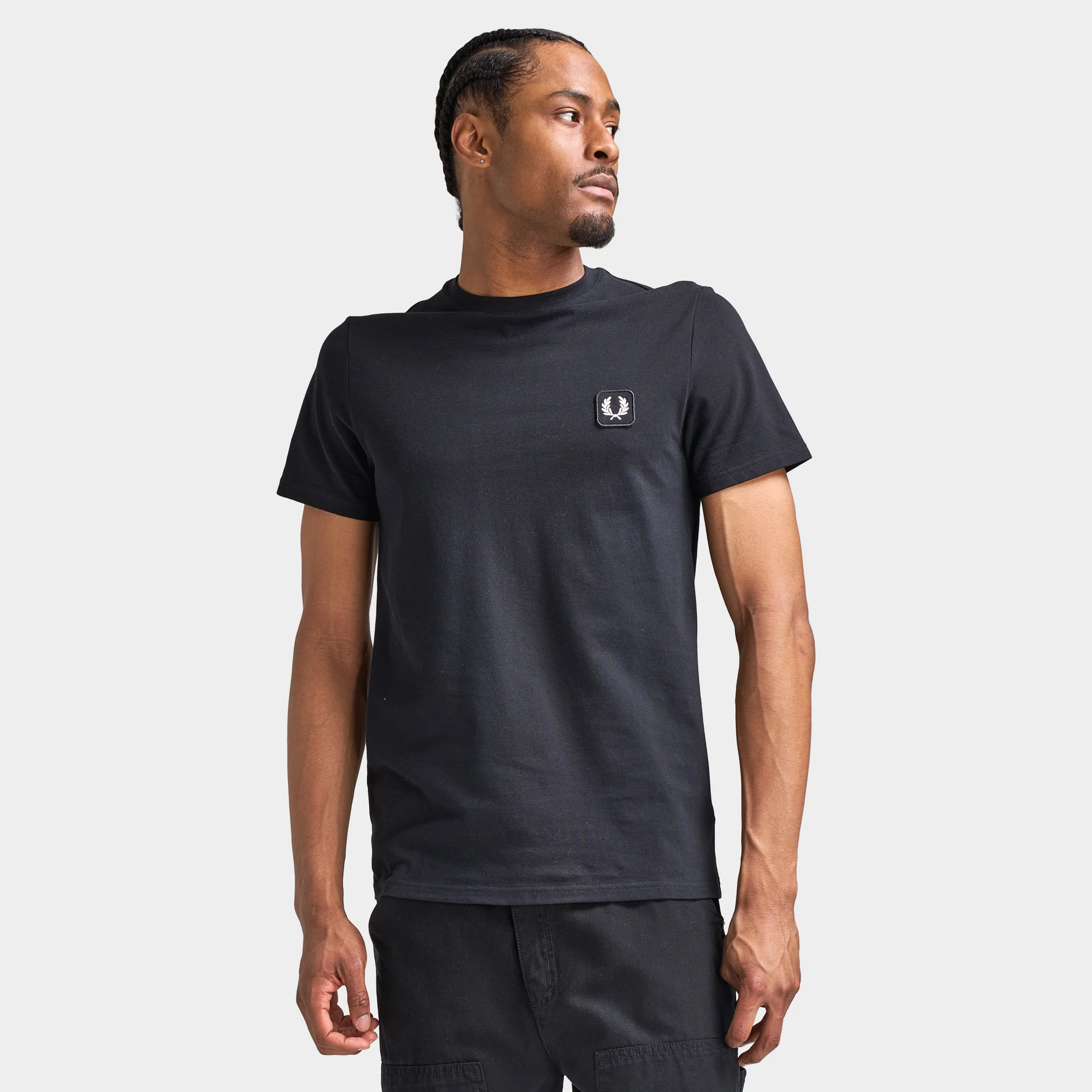 Fred Perry Badge T-Shirt / Black