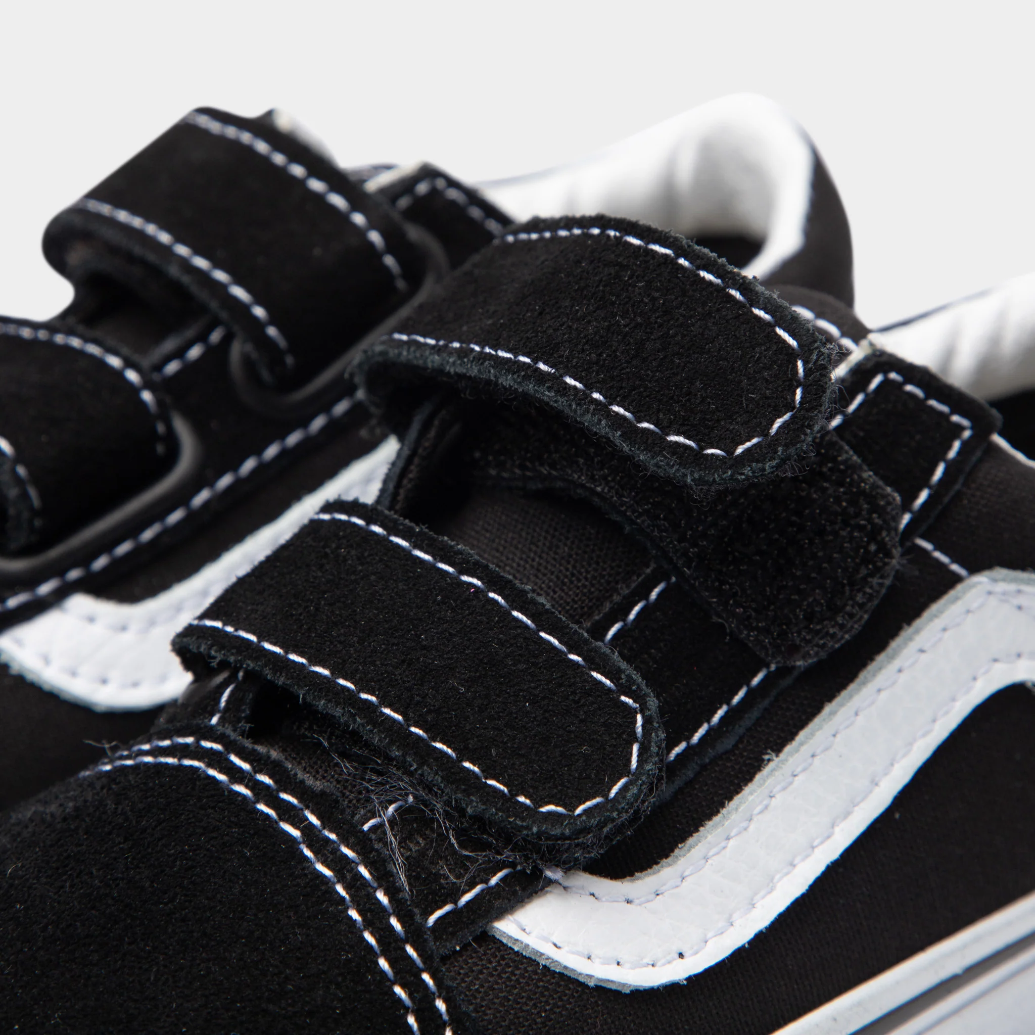 Vans Children's Old Skool V / Black - Image 5
